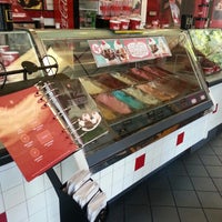 Photo taken at Cold Stone Creamery by Crystal H. on 8/5/2012
