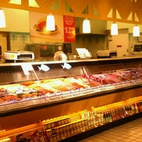 Photo taken at Gelson&amp;#39;s by Oscar G. on 1/21/2012