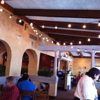 Photo taken at Olive Garden by Can E. on 8/1/2011