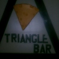 1/20/2012 tarihinde Steven K.ziyaretçi tarafından Triangle Bar'de çekilen fotoğraf