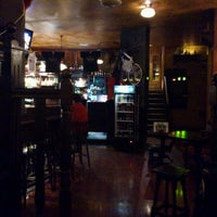 รูปภาพถ่ายที่ Fitzpatrick&amp;#39;s Irish Pub โดย Pau L. เมื่อ 12/26/2011
