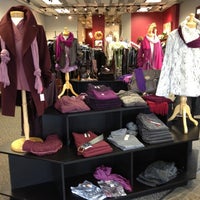 รูปภาพถ่ายที่ Kate Gray Boutique โดย Kate V. เมื่อ 1/21/2012