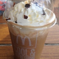 Foto diambil di McDonald&amp;#39;s oleh Ross pada 8/25/2012
