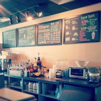 9/10/2012にJoyce L.がElectric Beanz Coffee Barで撮った写真