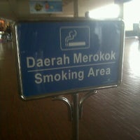 Photo taken at smoking area arrival E/D by deddy R. on 11/4/2011
