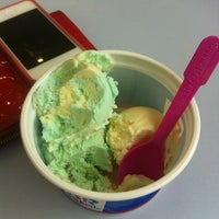 Photo taken at Baskin-Robbins by Maria K. on 5/6/2012