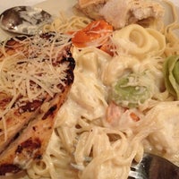 รูปภาพถ่ายที่ Zio&amp;#39;s Italian Kitchen โดย Beverly S. เมื่อ 4/20/2012