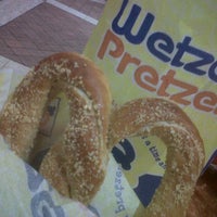 Photo taken at Wetzel&amp;#39;s Pretzels by Lis s. on 11/19/2011