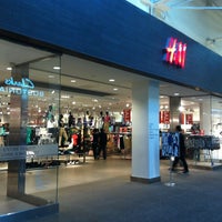 program h&m sun plaza