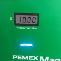 Photo taken at Gasolinera San Jerónimo by Jorge R. on 3/31/2012