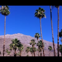 Foto tomada en Palm Springs Travelodge  por Brad S. el 6/2/2012