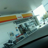 รูปภาพถ่ายที่ Shell Sri Serdang โดย praba _. เมื่อ 4/30/2012