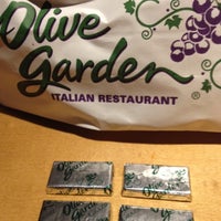 Photo taken at Olive Garden by Billie M. on 3/27/2012