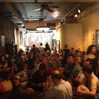 7/1/2012 tarihinde T.H. Royce P.ziyaretçi tarafından Cupping Room Cafe'de çekilen fotoğraf