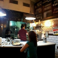 Photo taken at Pizza &amp;amp; Espuma by Pablo S. U. on 4/21/2012