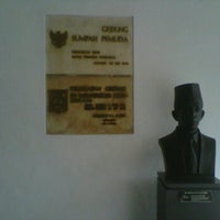 Photo taken at Gedung Sumpah Pemuda by Agung D. on 3/18/2012