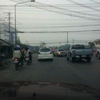 Photo taken at 3 แยก 109 by ♪♥★ⓒⓗⓐⓣⓒⓗⓐⓡⓘⓝ★♥♪ c. on 2/22/2012