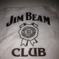 Das Foto wurde bei Jim Beam Club von Adrenal R. am 7/13/2012 aufgenommen