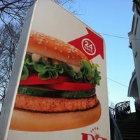 Photo taken at Royal Burger by Alexander K. on 3/28/2012