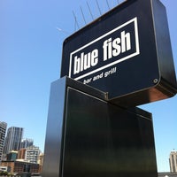 Foto tirada no(a) Blue Fish Seafood Restaurant por Shai em 1/3/2012