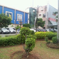 Photo taken at Matahari Department Store Daan Mogot by Pinno S. on 3/13/2012