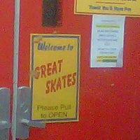 Foto tomada en Great Skates  por Scott L. el 11/7/2011