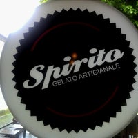 Photo prise au Spirito Cupcakes &amp;amp; Coffee par Rafael P. le7/13/2012