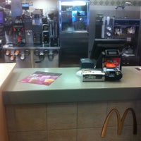 Photo taken at McDonald&amp;#39;s by Bo B. on 7/25/2011