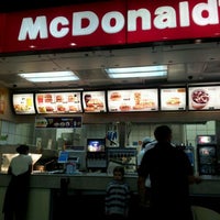 Photo taken at McDonald&amp;#39;s by Raphael N. on 10/22/2011