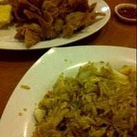Photo taken at Sakura @ jurong point 2 by Helmy A. on 9/10/2011