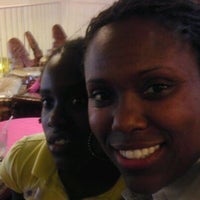 รูปภาพถ่ายที่ Meskerem Ethiopian Restaurant โดย Jeffrey J. เมื่อ 9/26/2011