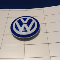 Photo taken at Volkswagen Диверс Моторс Самара by Anton S. on 2/12/2012