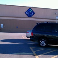 Photo taken at Sam&amp;#39;s Club by ACMII♒ on 10/3/2011