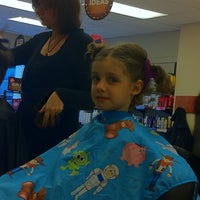 Photo taken at Hair Cuttery by Noel V. on 11/21/2011