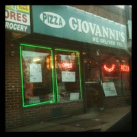 รูปภาพถ่ายที่ Giovanni&amp;#39;s Pizza, Pasta &amp;amp; Subs โดย Jay M. เมื่อ 12/5/2011