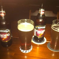 Photo taken at Mr. Beer Cervejas Especiais by Fernando Henrique S. on 8/12/2012