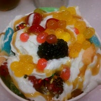 Photo taken at Berryrich Frozen Yogurt by Keith E. on 8/22/2012