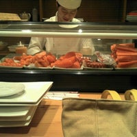 2/2/2012にDebra W.がIron Sushiで撮った写真