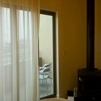 Photo taken at Acqua Hotel by arash m. on 12/26/2010