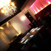 Photo taken at Quattro Restaurante &amp;amp; Lounge Bar by Erick B. on 8/10/2012