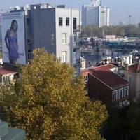 Das Foto wurde bei Workattack von Şafak O. am 11/22/2011 aufgenommen