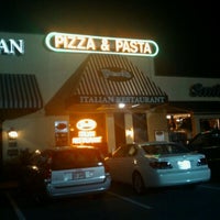 Photo taken at Pero&amp;#39;s Pizza &amp;amp; Pasta by Holland M. on 9/26/2011