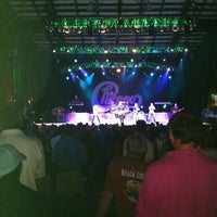 Foto scattata a Skyla Credit Union Amphitheatre da Dwayne E. il 8/14/2011