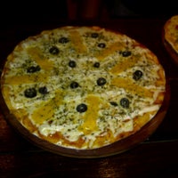 Photo taken at Tatati Pizza Gourmet by Rodrigo M. on 4/22/2012