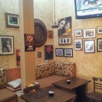 Foto tirada no(a) Babylon Bean por John M. em 3/6/2012