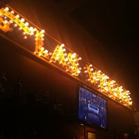 3/14/2012 tarihinde Devin B.ziyaretçi tarafından Rusty&amp;#39;s Old 50 Night Pub'de çekilen fotoğraf