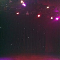 Foto tirada no(a) Onyx Theater por Tina S. em 6/8/2012