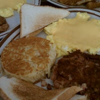 Photo taken at The Villa Diner by Daniel B. on 4/9/2012