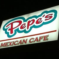 รูปภาพถ่ายที่ Pepe&amp;#39;s Mexican Cafe โดย Mark C. เมื่อ 3/1/2011