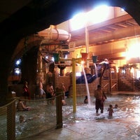 Foto tomada en Lost Rios Indoor Waterpark  por VazDrae L. el 1/22/2012